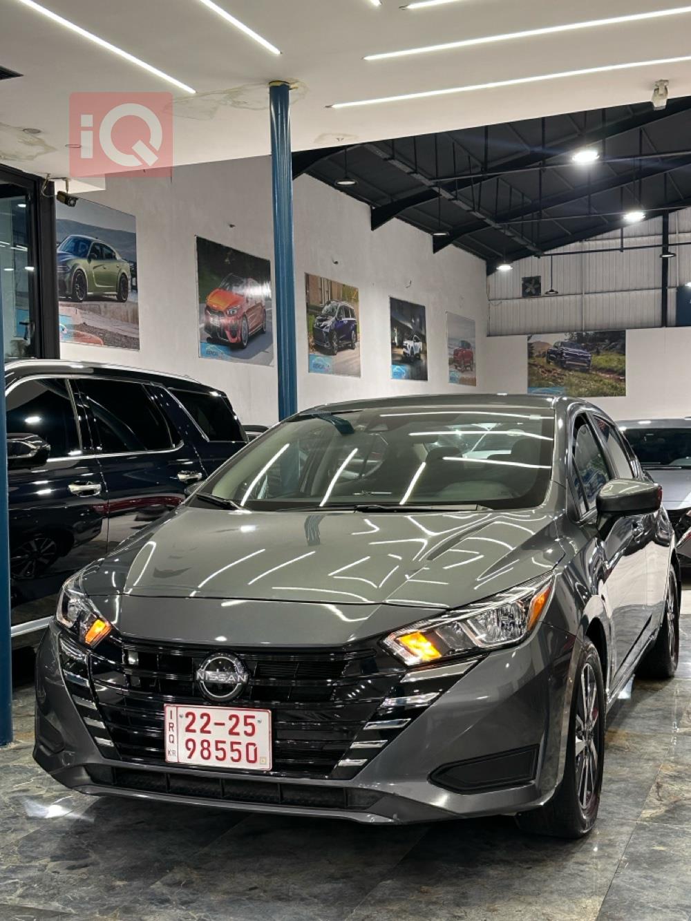 نيسان فيرسا